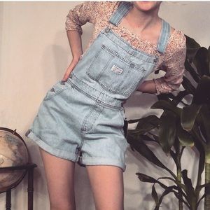 NWT Levis Vintage Shortalls Light Wash Jean